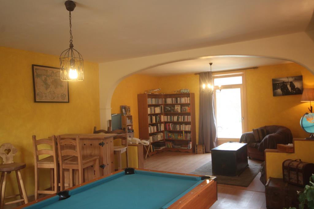La Maison Du Bonheur Anlhiac Εξωτερικό φωτογραφία